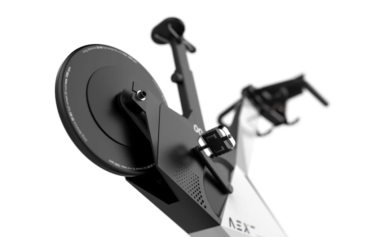 Rower treningowy NEXT — detal koła